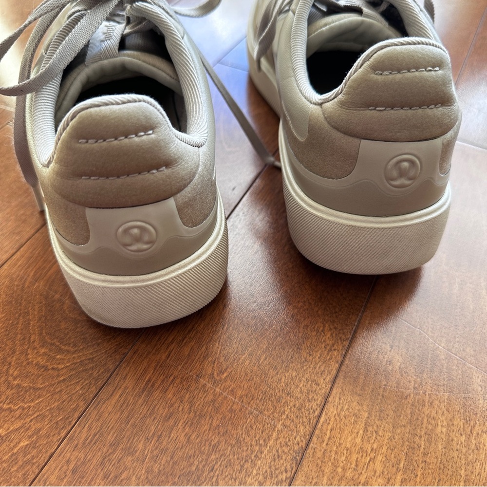 Lululemon Cityverse Leather beige Sneaker Women's Beige Athletic Shoes - Picture 7 of 10